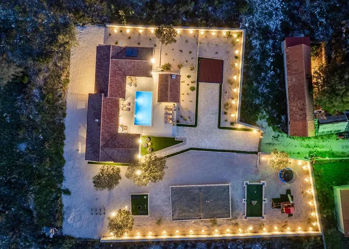 Vakantiehuis Zen Tinj